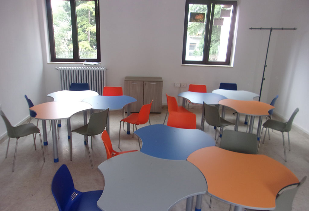 Adesa-galleria-home-10